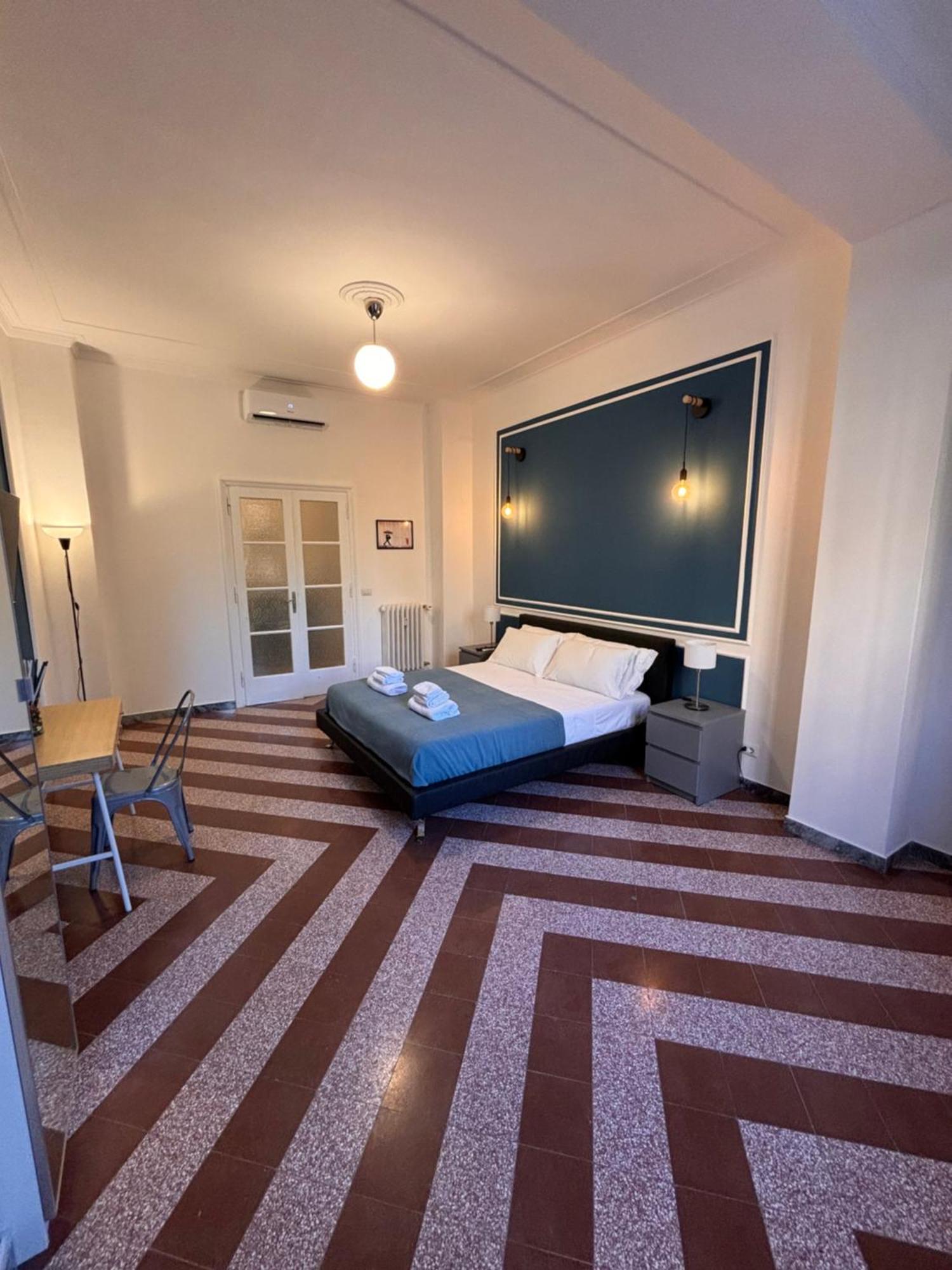Apartment The Place Strozzi Rom